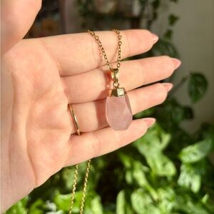 ✨Handmade Rose Quartz Crystal Necklace – Love & Compassion✨